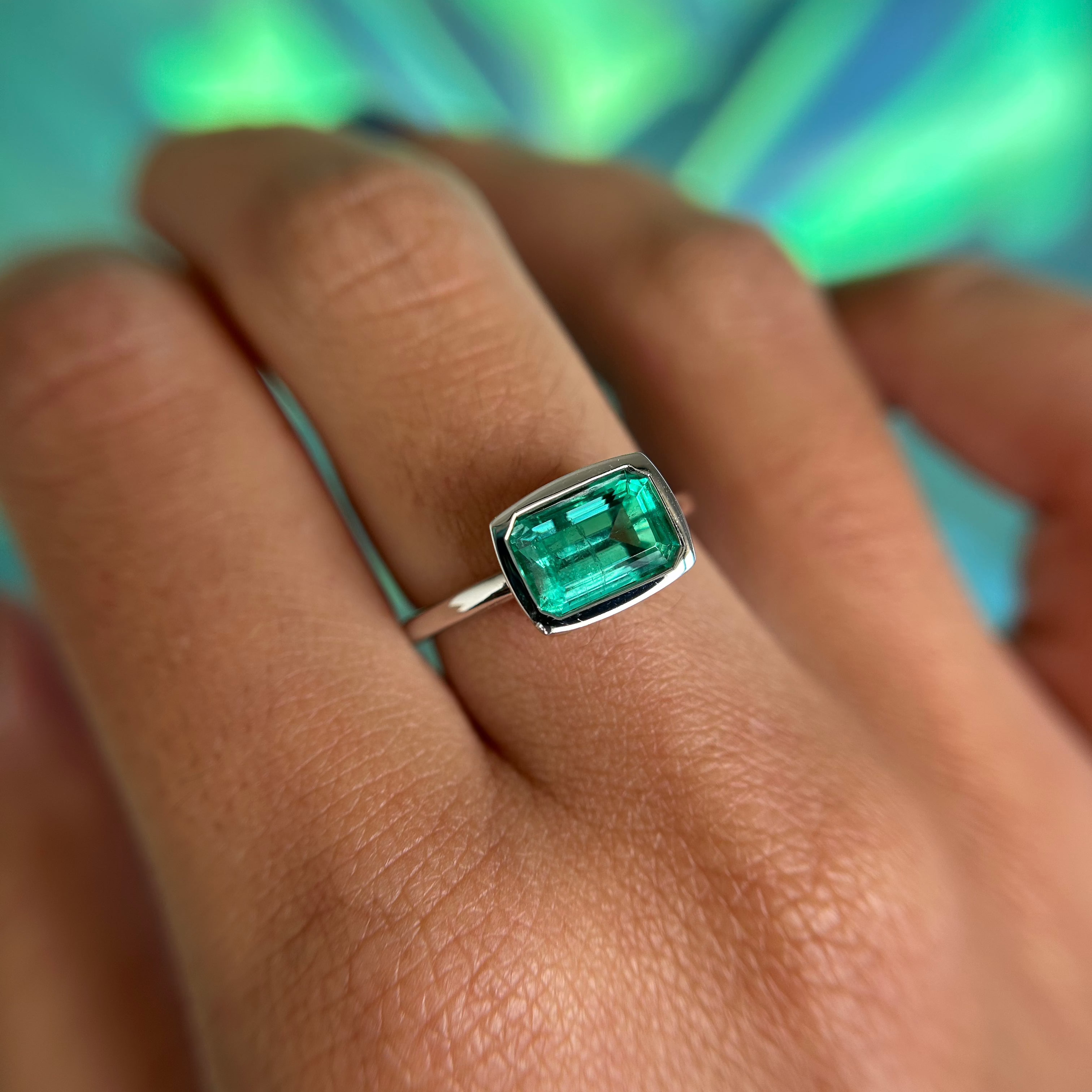 1.96ct Emerald Roxy Ring [on hand]