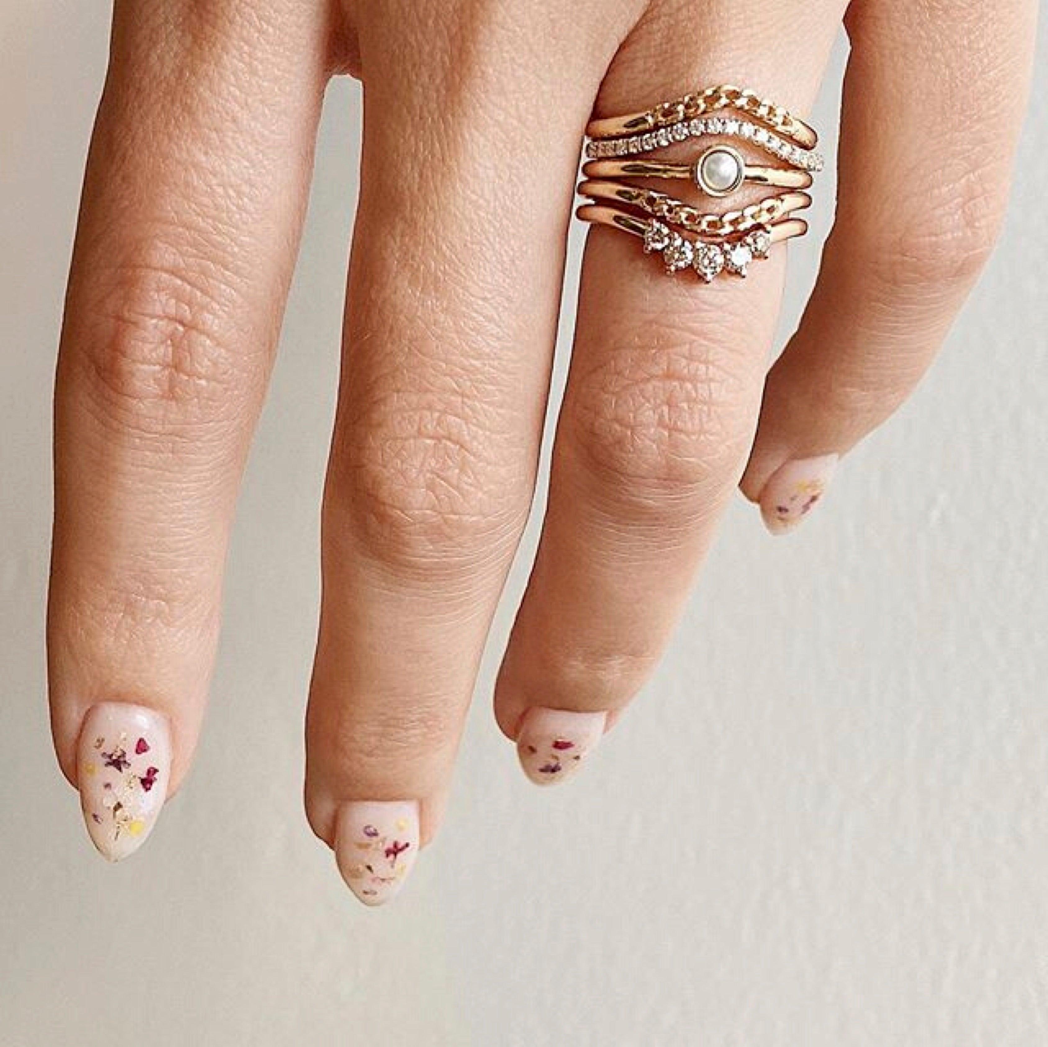 Marrow Fine Jewelry Dainty Chain Wave Ring 