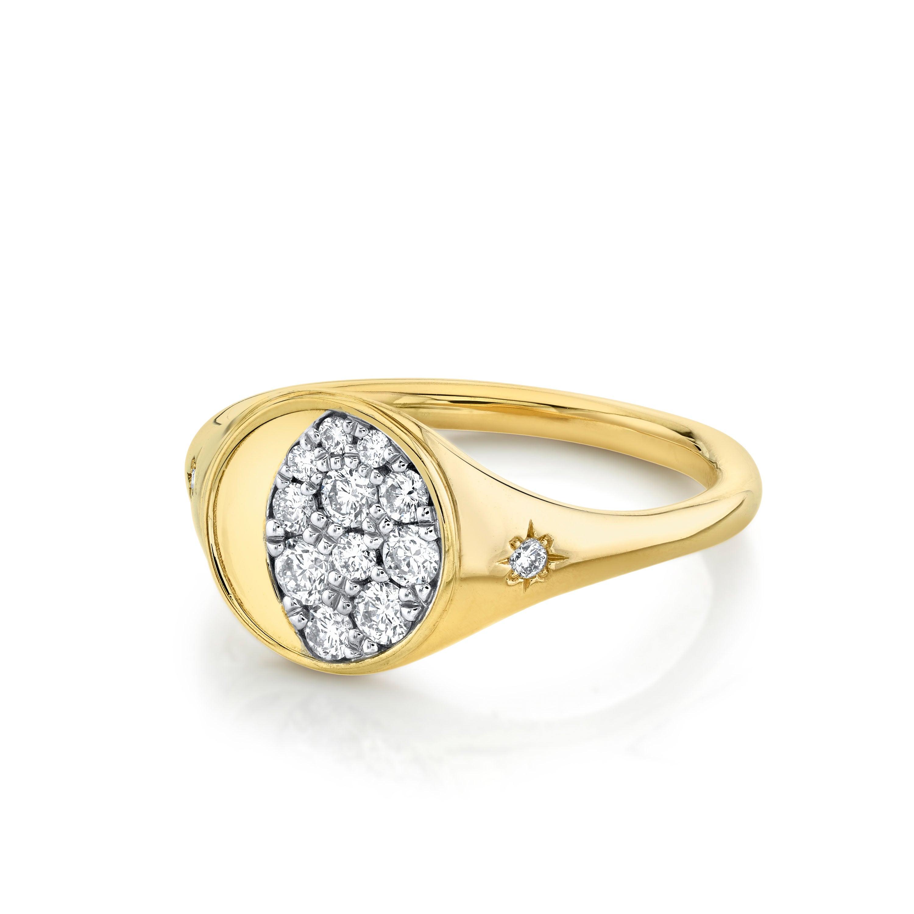 Marrow Fine Jewelry White Diamond Gibbous Moon Phase Signet Ring With Stars [Yellow Gold]