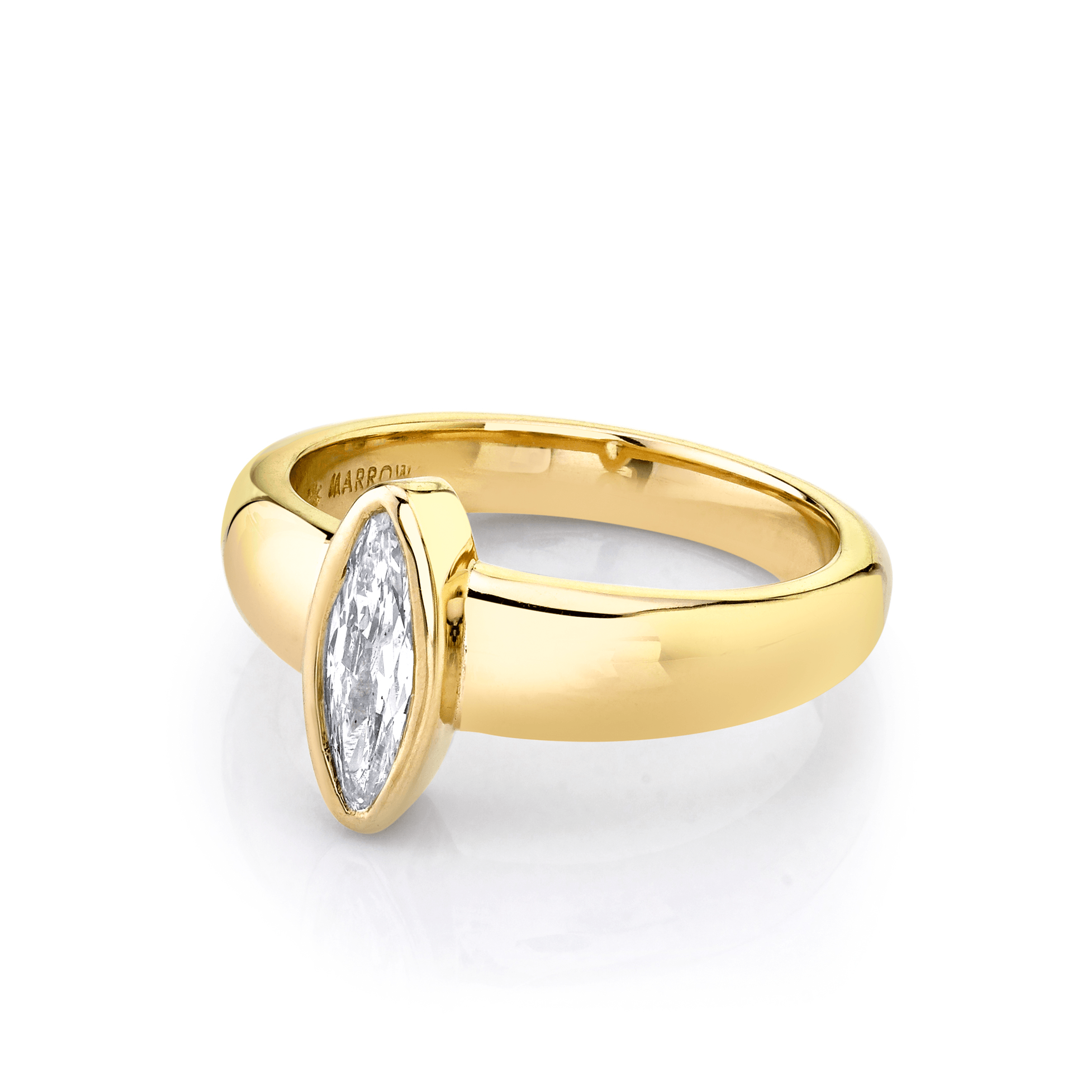 Marrow Fine Jewelry Elongated Bezel Set White Diamond Moval Ring [Yellow Gold]